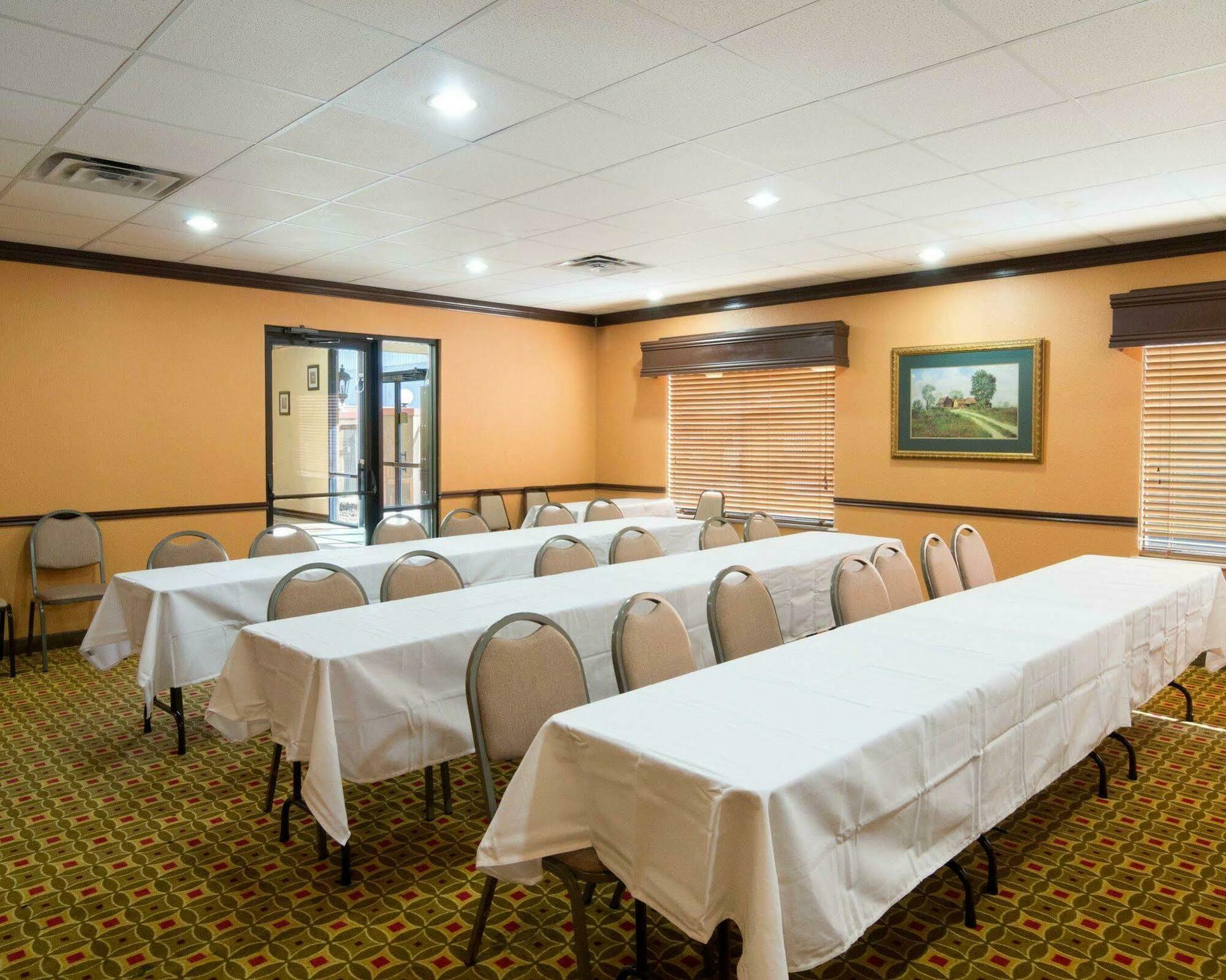 Springwood Suites Houston Iah - Beltway 8 מראה חיצוני תמונה